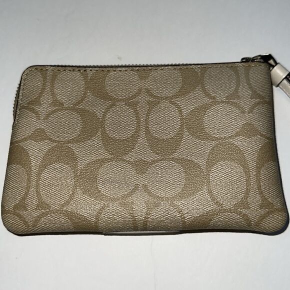 COACH Wristlet   - Picture 3 of 5